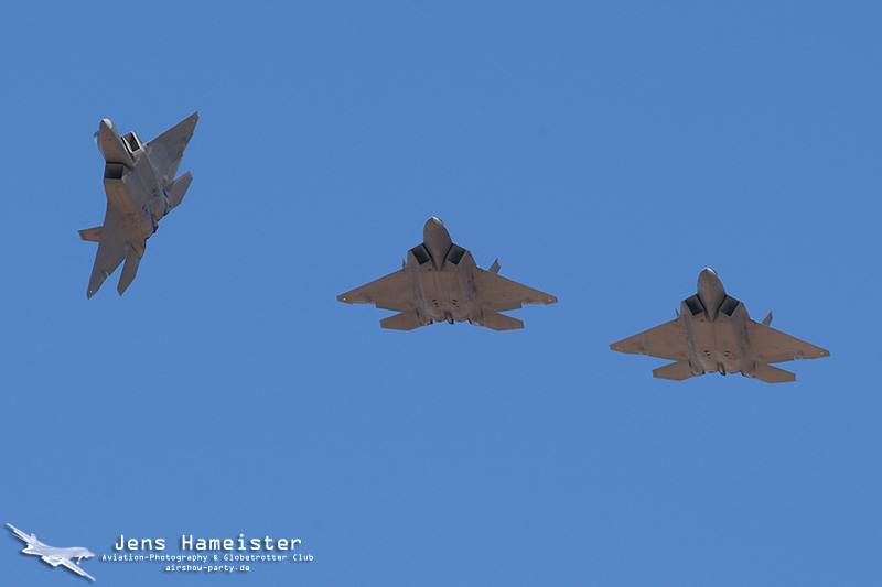 3F22.jpg