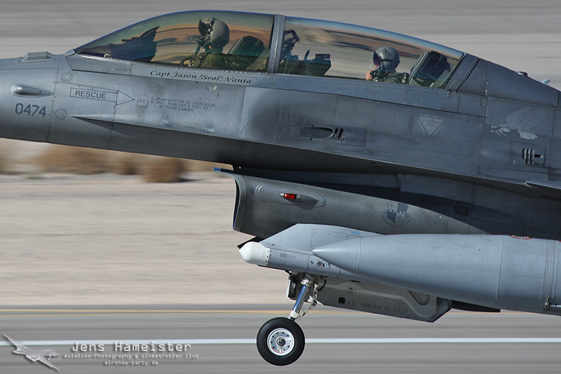 91-0474_SP_F16DJ.jpg